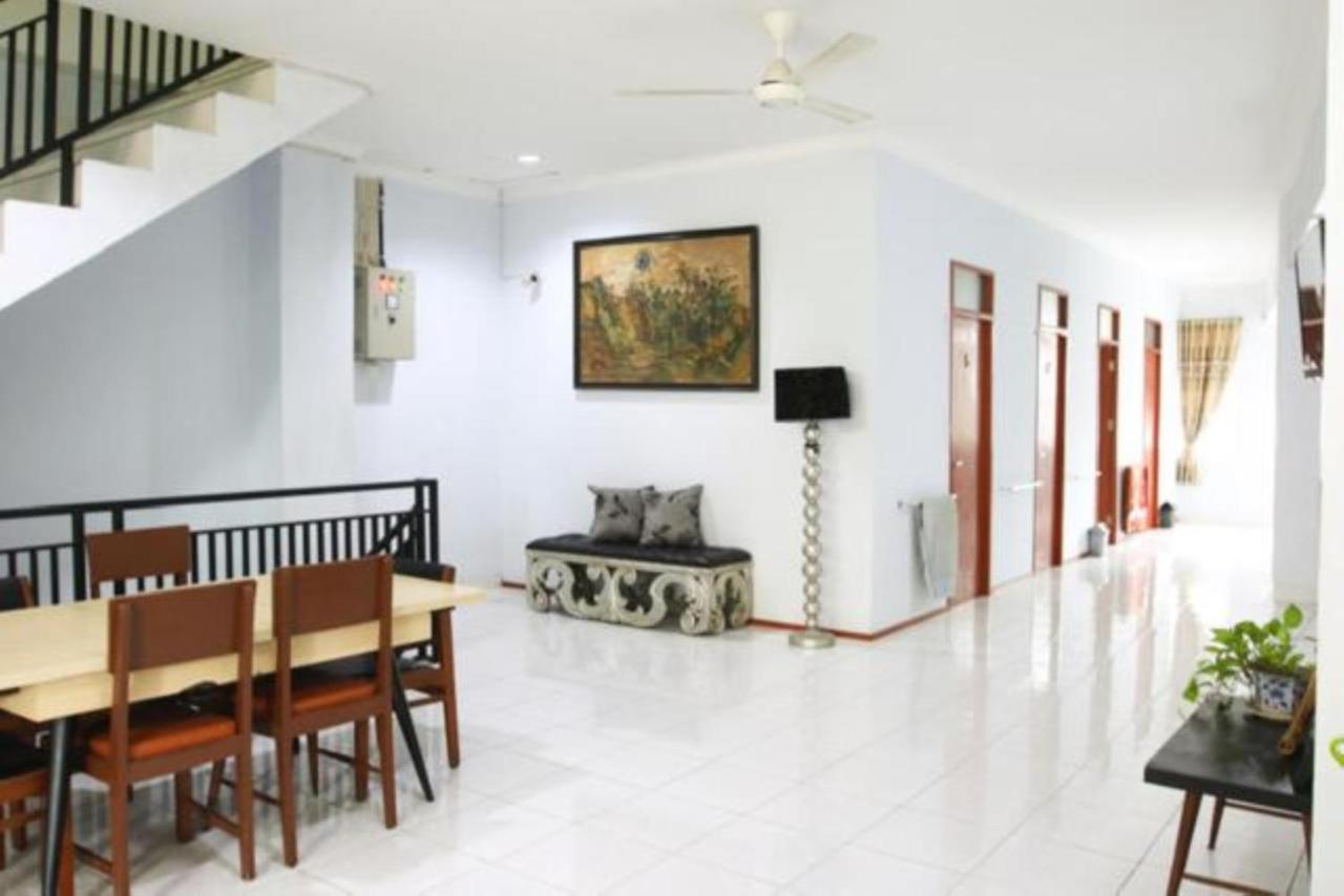 Rumah Kita Padang  Exteriör bild